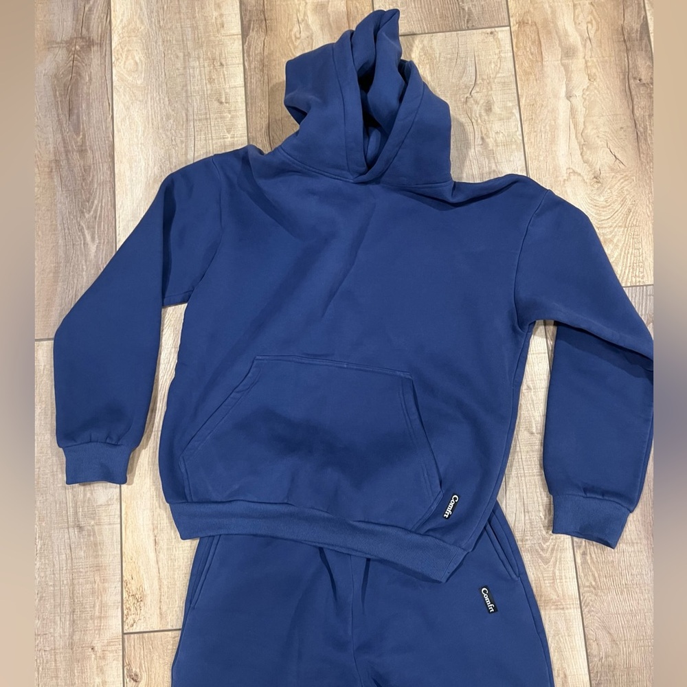 Comfrt Signature Sweatpants and Hoodie in Blue - Picture 2 of 5